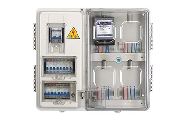 電表箱是電力系統(tǒng)中不可或缺的組成部分，電表箱的材質直接關系到產品的安全性、穩(wěn)定性和使用壽命。那電表箱用什么材質好呢？接下來跟著電表箱生產廠家邁峰電力公司小編一起了解下吧！